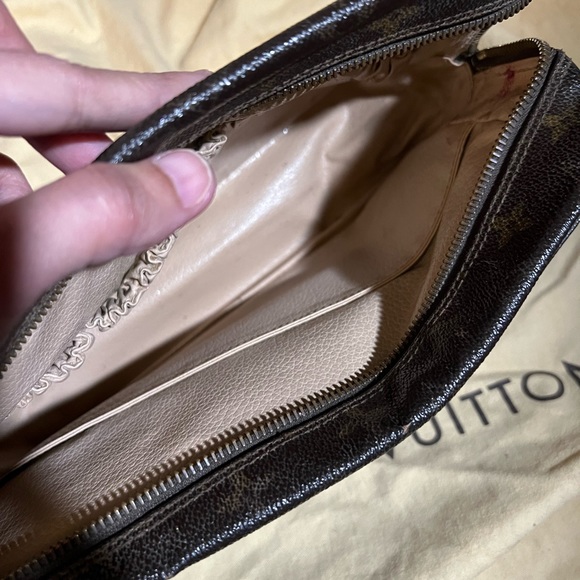 Louis Vuitton Cosmetic Pouch - Picture 2 of 3